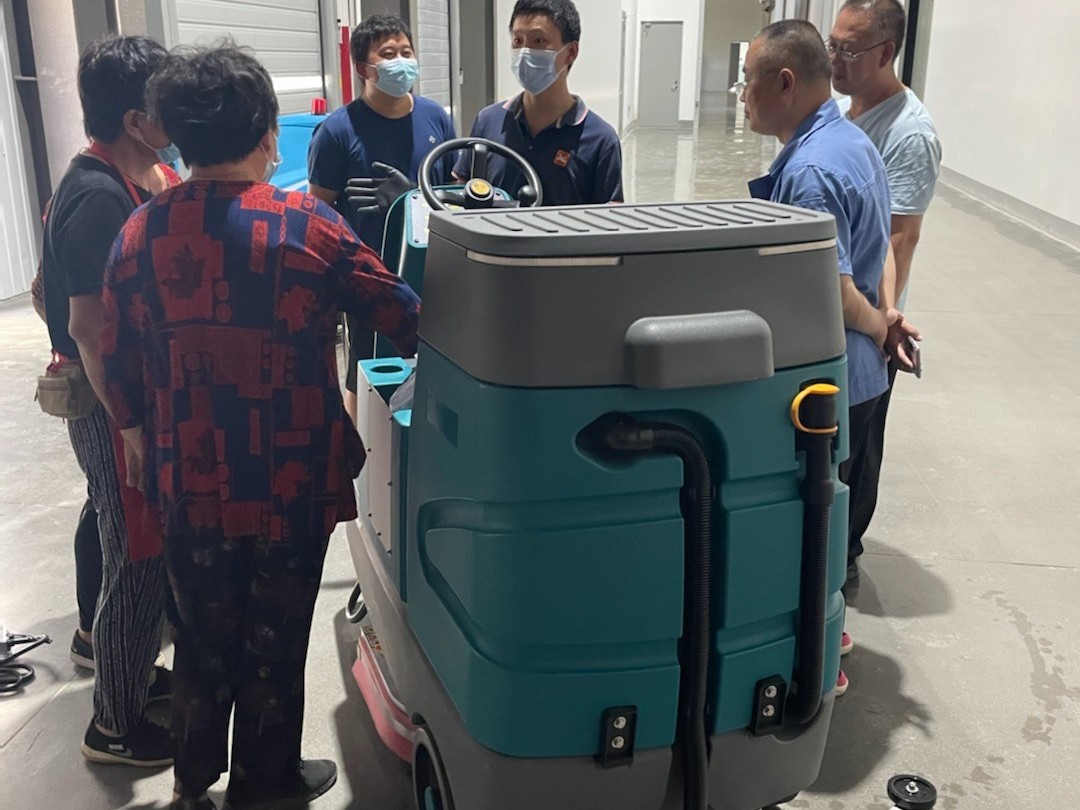 洗地機(jī)的刷盤(pán)使用久了，為什么會(huì)出現(xiàn)故障呢