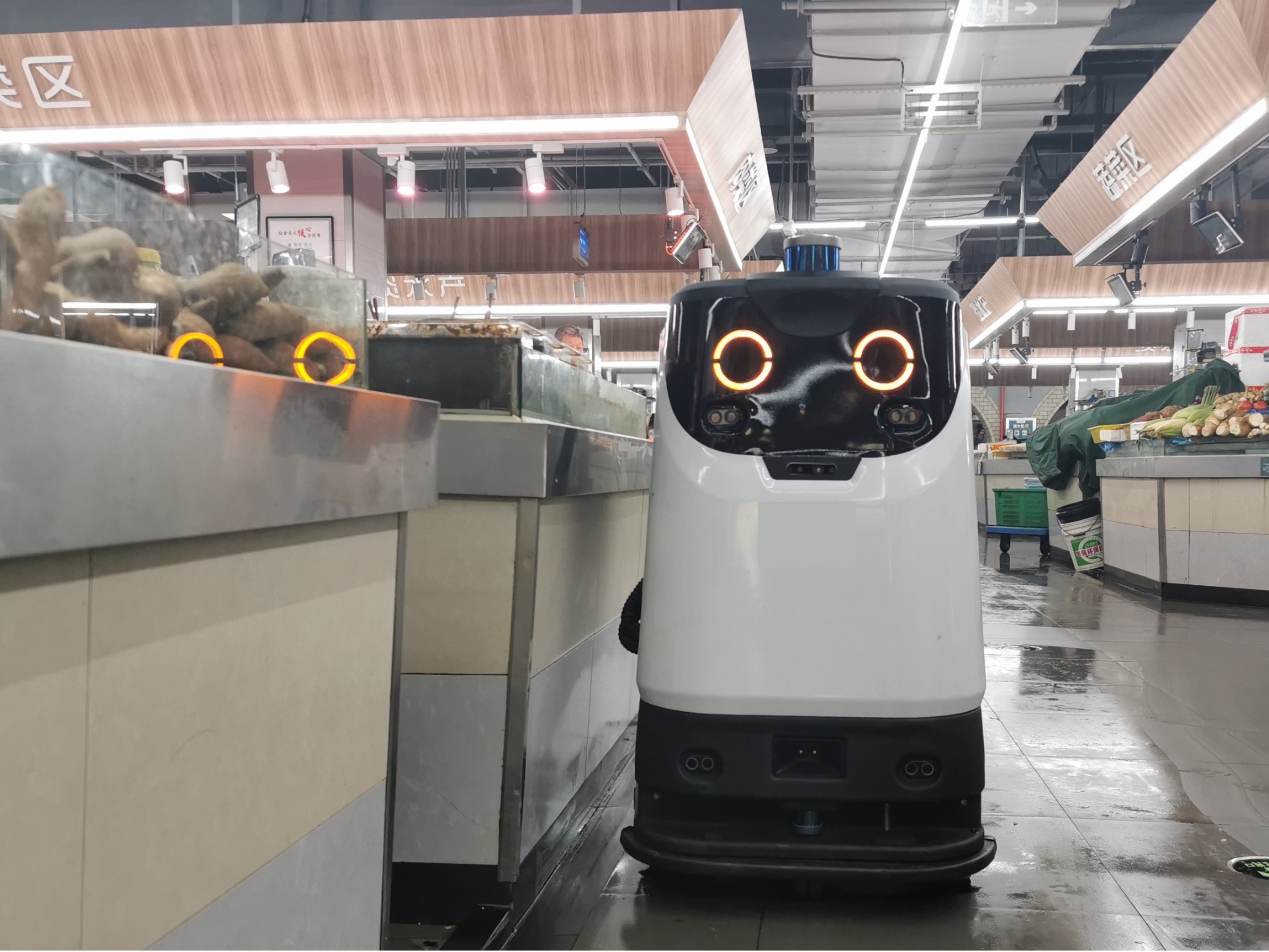 科技賦能潔凈盛會！坦力無人洗地機為全運會筑牢智慧清潔防線